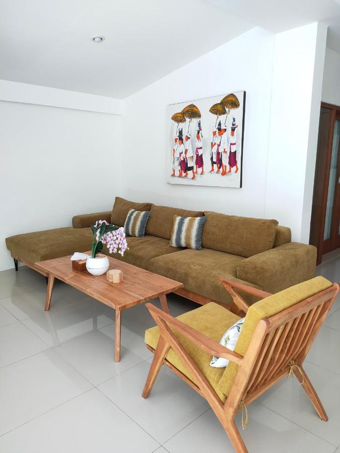 סמיניאק Villa Majegau 1 By Deasha מראה חיצוני תמונה
